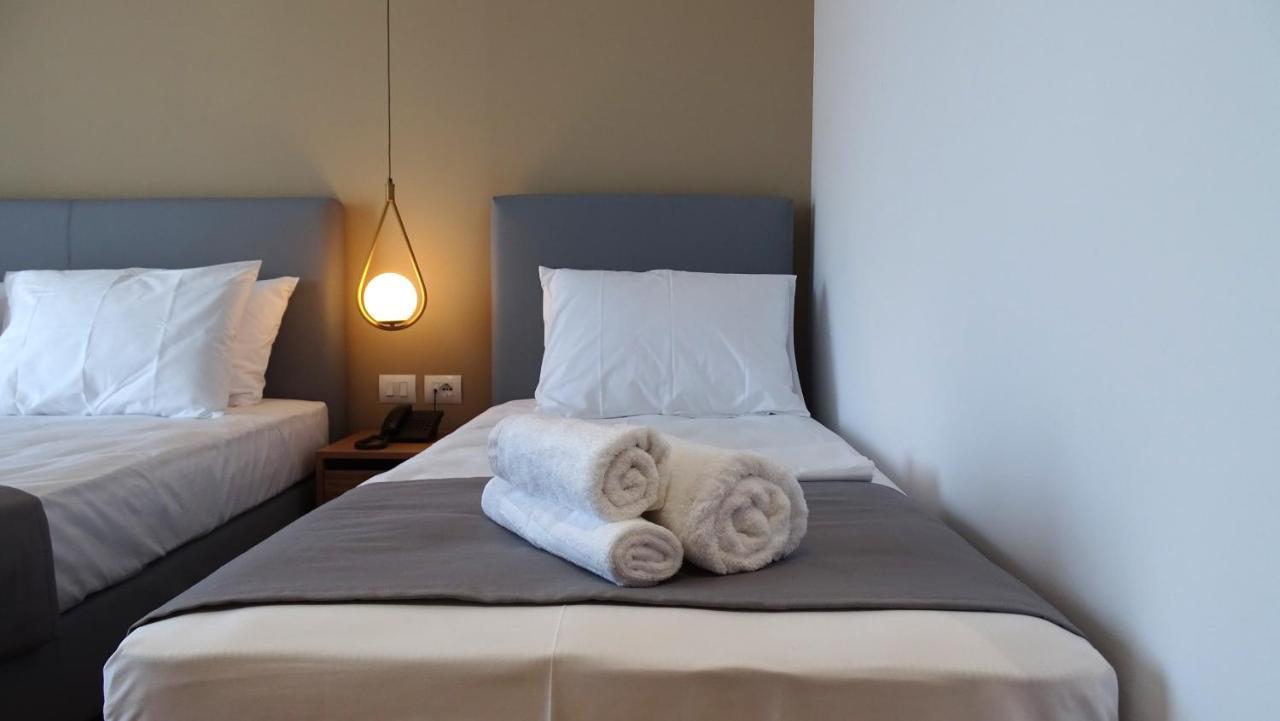 Valmar Hotel Ксамил Экстерьер фото