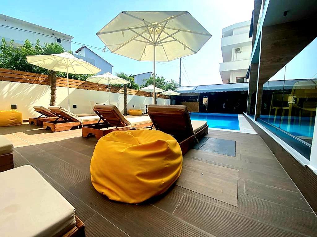 Valmar Hotel Ксамил Экстерьер фото